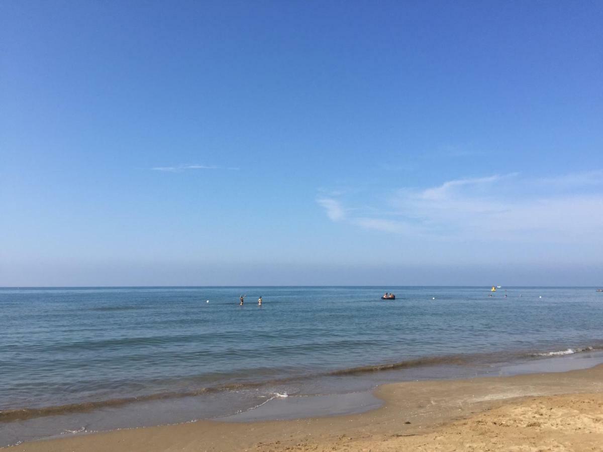 Casa Vacanze Foce Varano Daire Dış mekan fotoğraf
